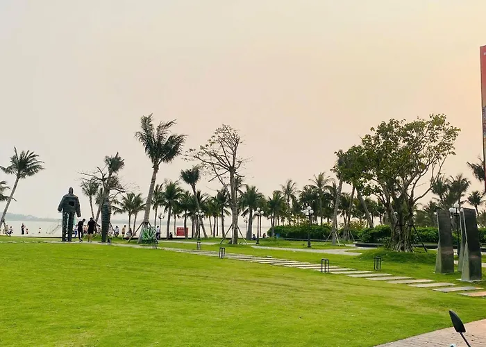 5 Bedroom Royal Lotus Bay Apartment *