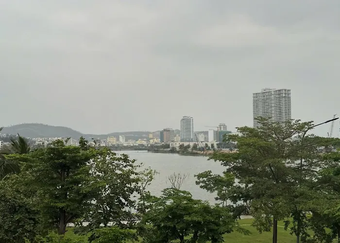 5 Bedroom Royal Lotus Bay Apartment Ha Long